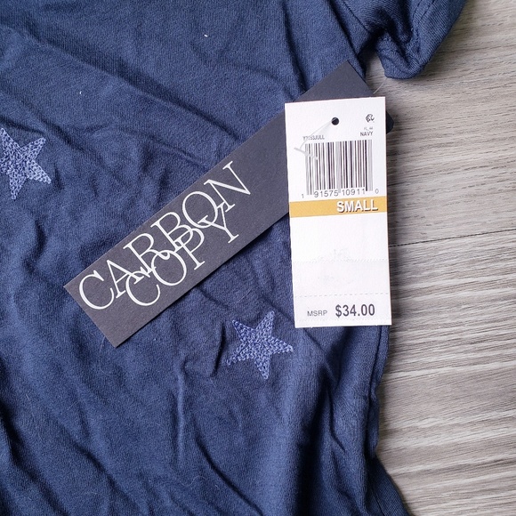 Star Pattern Tee - Picture 2 of 4